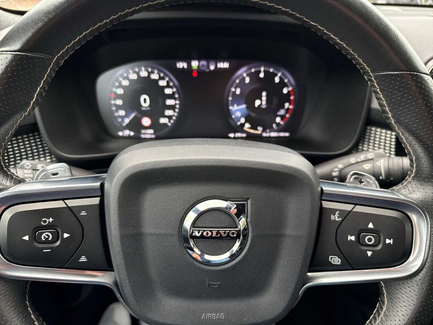 Volvo  T4 R-Design 2WD !! ! RFK+AHK+ACC+BLISS !! !