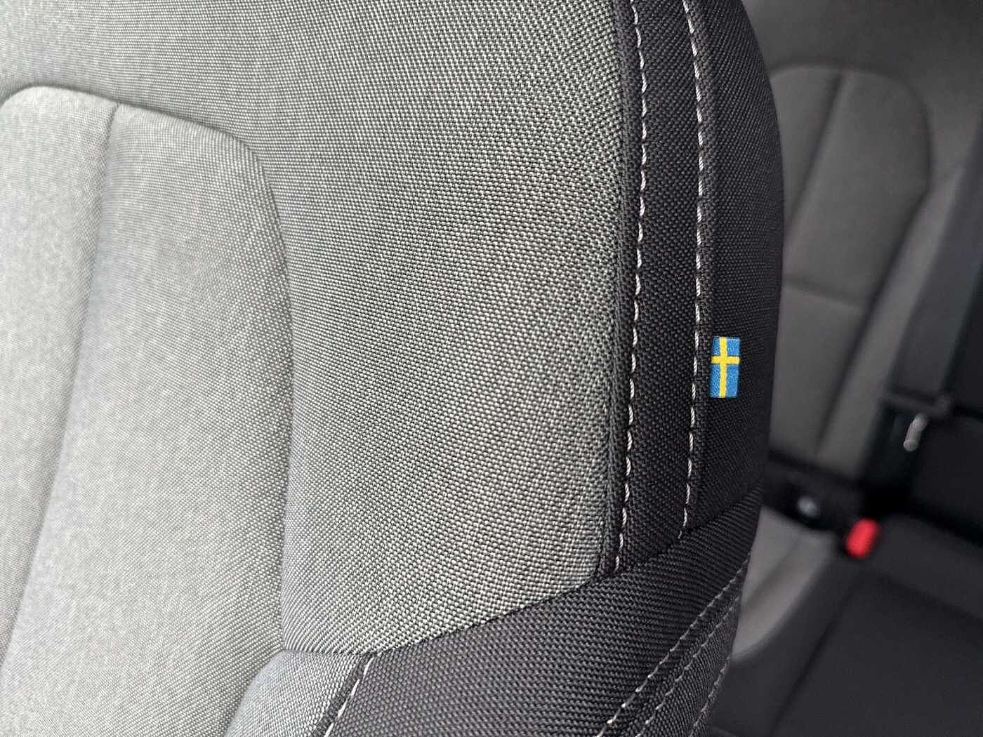 Volvo  B3 Plus Dark 2WD !ACC+PIXEL-LED+FSH+EL. SITZ