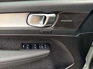 Volvo  B3 Plus Dark 2WD !ACC+PIXEL-LED+FSH+EL. SITZ