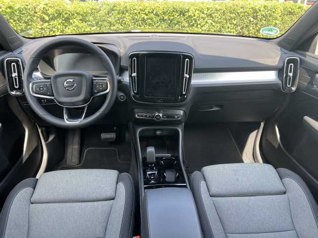 Volvo  T2 Plus Dark+Kamera+Navi+Keyless+LED