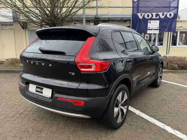 Volvo  Momentum Pro 2WD PILOT*LED*NAV*uvn.