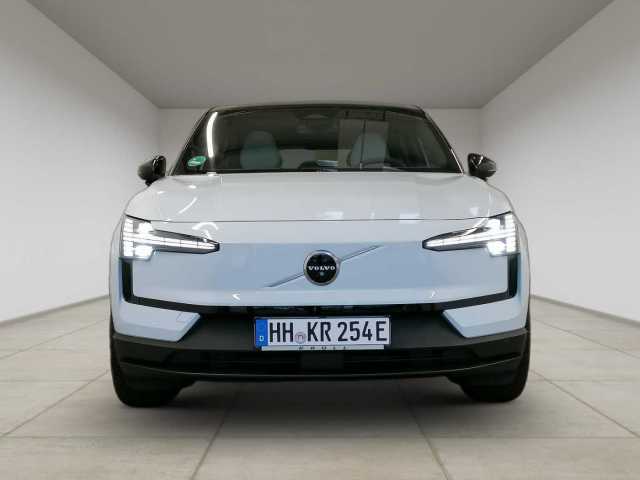 Volvo  Ultra Twin Motor AWD 360° / ACC / LED