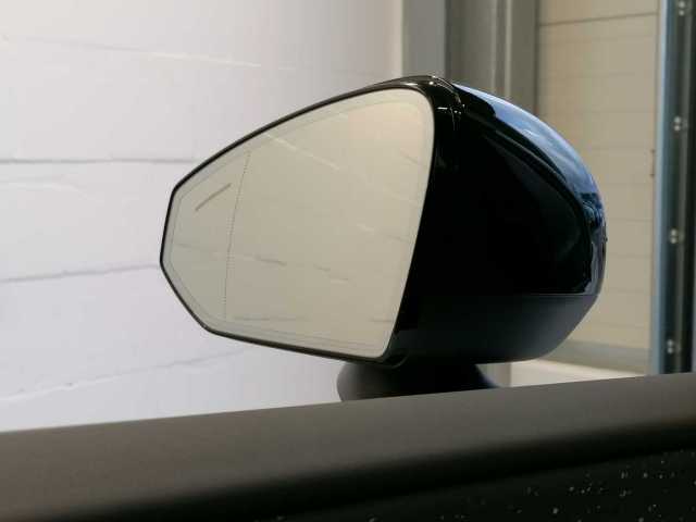 Volvo  Ultra Twin Motor AWD 360° / ACC / LED