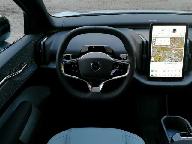 Volvo  Ultra Twin Motor AWD 360° / ACC / LED