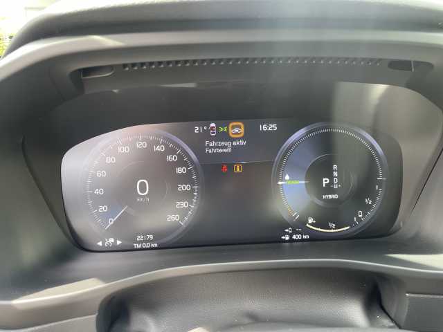 Volvo  T4 2WD Plus Dark Recharge ACC /AHK/ 360°