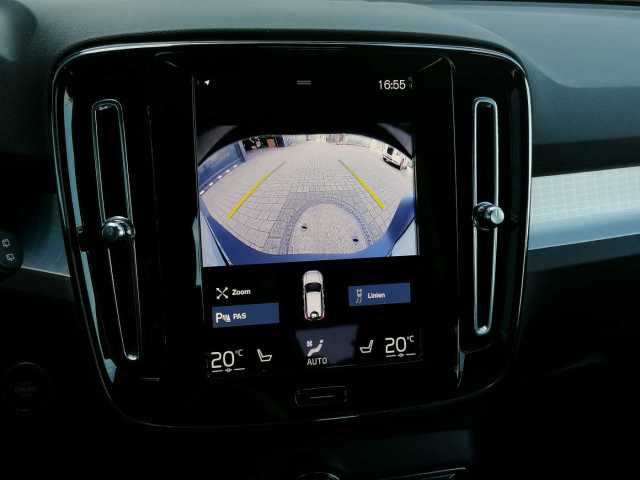 Volvo  T2 2WD Plus Dark Navi/ Kamera/ uvm.