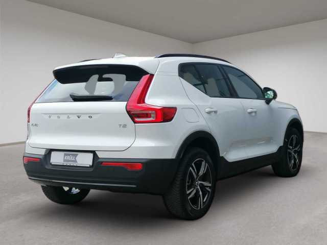 Volvo  T2 2WD Plus Dark 360°/ AHK/ PANO