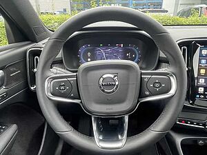 Volvo  Plus Dark 2WD LED*RFK*NAVI*uvm.