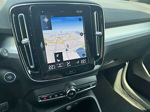 Volvo  T2 Plus Dark+Kamera+Navi+Keyless+LED