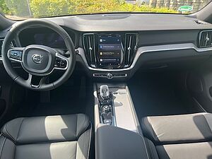 Volvo  D Plus Dark LED*NAVI*PANO*uvm.