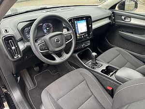 Volvo  Momentum Pro 2WD PILOT*LED*NAV*uvn.