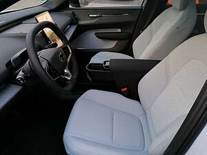 Volvo  Ultra Twin Motor AWD 360° / ACC / LED