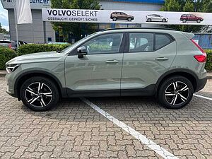 Volvo  T2 2WD Plus Dark 360°/ AHK/ PANO