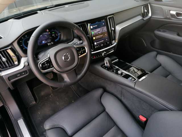 Volvo  T8 AWD Recharge Ultimate Dark