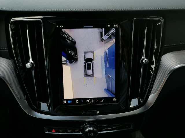 Volvo  T8 AWD Recharge Ultimate Dark