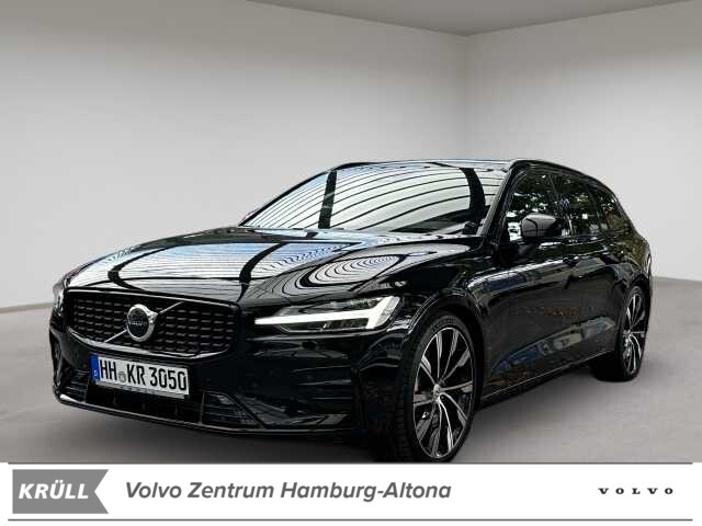 Volvo  B4 B 2WD Plus Dark, Pano uvm.