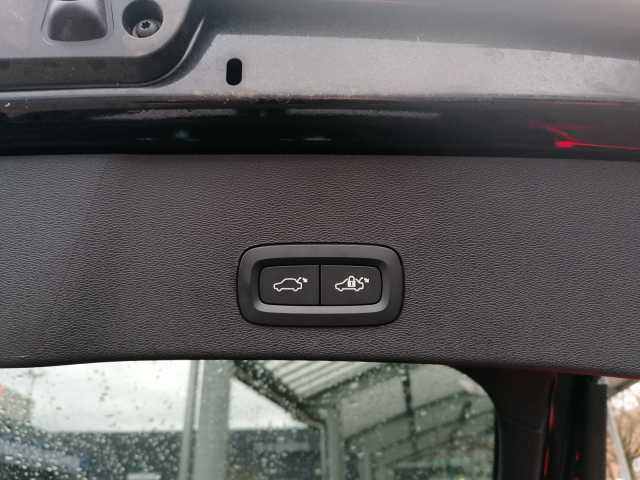 Volvo  Ultimate Pure Electric 2WD