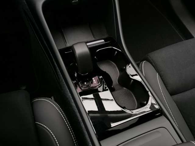 Volvo  Ultimate Pure Electric 2WD