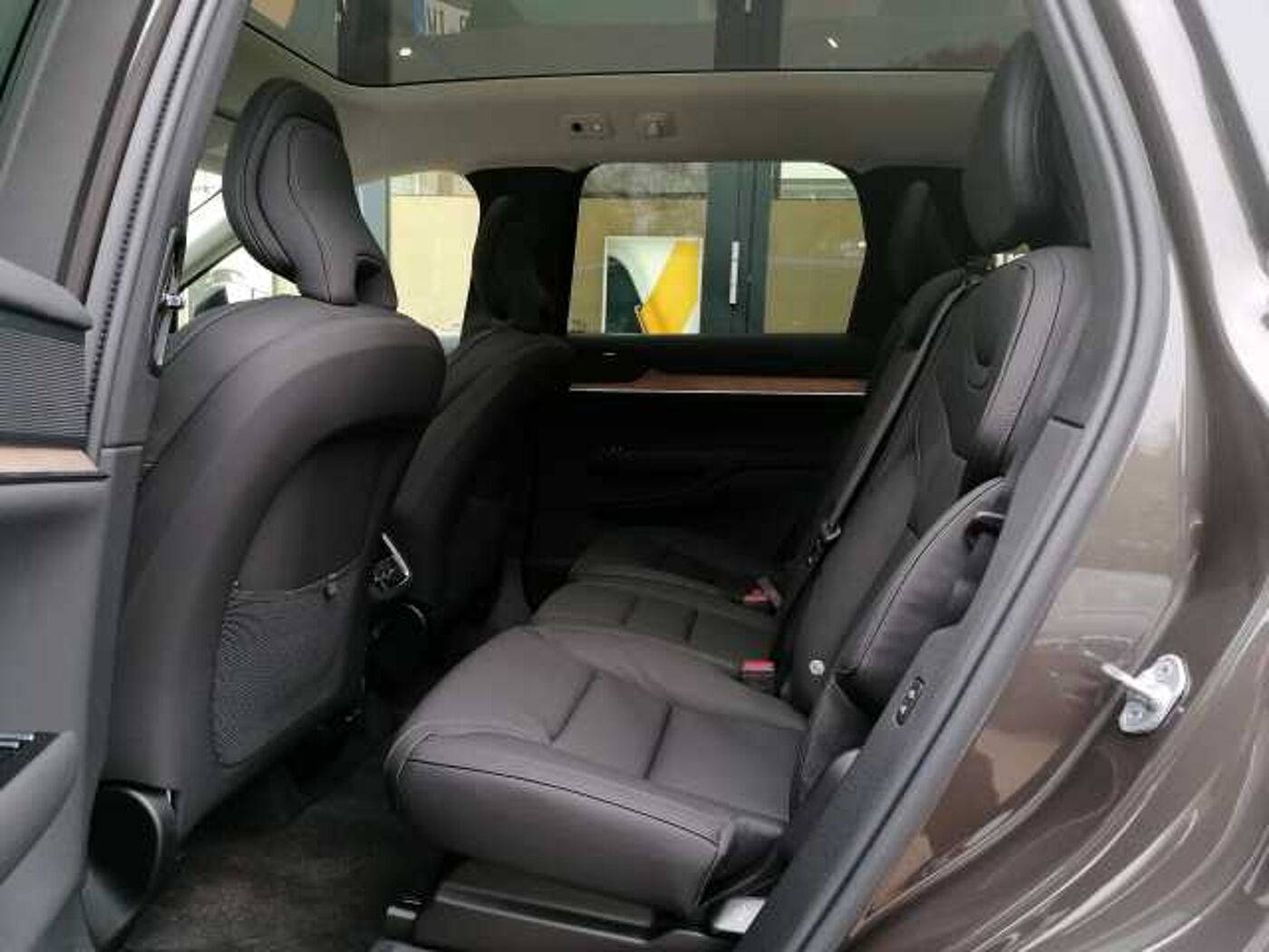 Volvo  Twin Motor AWD Ultra 7-Sitzer