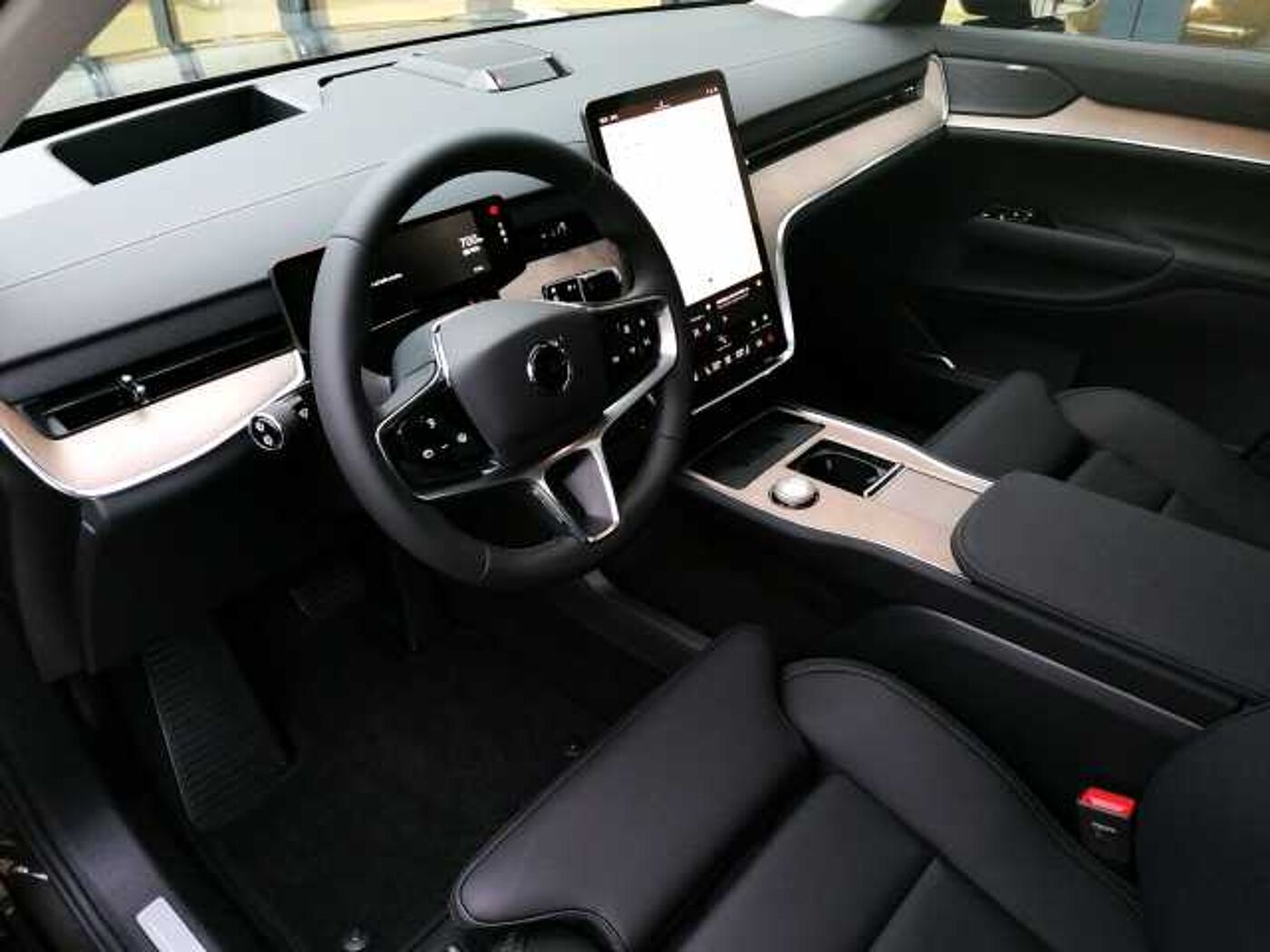 Volvo  Twin Motor AWD Ultra 7-Sitzer