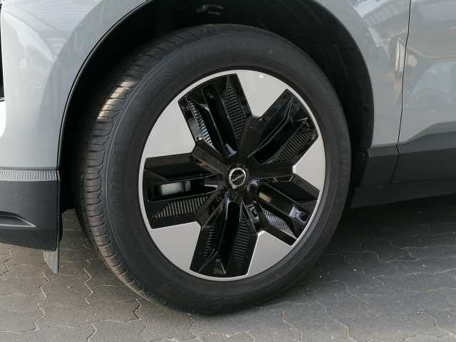 Volvo  Single Motor RWD Plus