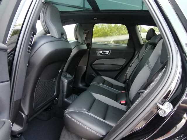 Volvo  T6 AWD Ultimate Black Edition Recharge