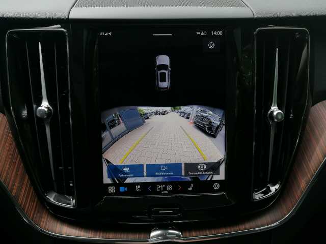 Volvo  T6 AWD Twin Engine Plus Dark
