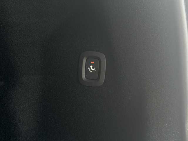 Volvo  T8 AWD Twin Engine Plus Black Edition