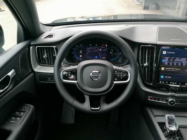 Volvo  T6 Twin Engine AWD Plus Black Edition