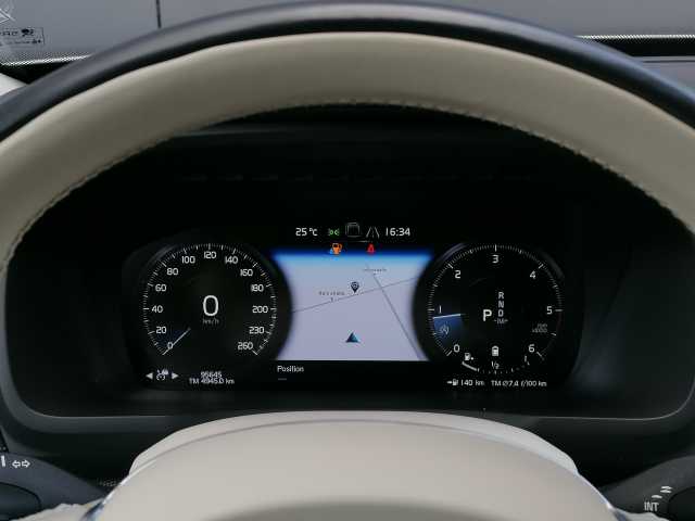 Volvo  B5 D AWD Inscription 7-Sitzer