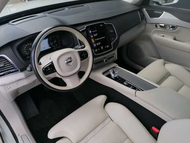 Volvo  B5 D AWD Inscription 7-Sitzer