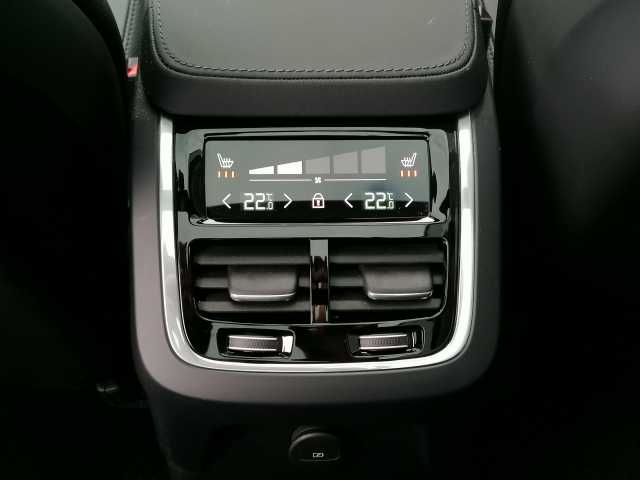 Volvo  T8 AWD Twin Engine Plus Bright, AHK uvm.