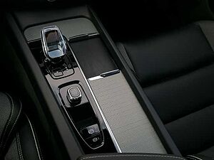 Volvo  T6 AWD Plus Black Edition Recharge
