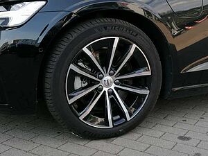 Volvo  T8 AWD Recharge Ultimate Dark