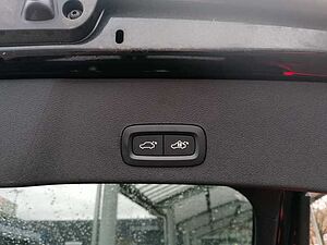 Volvo  Ultimate Pure Electric 2WD