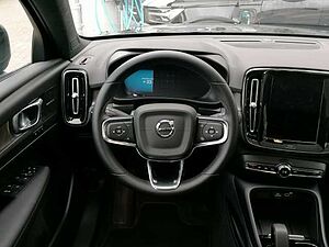 Volvo  Ultimate Pure Electric 2WD