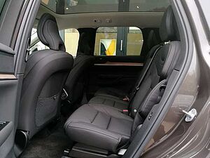 Volvo  Twin Motor AWD Ultra 7-Sitzer