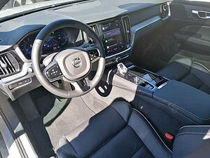 Volvo  T6 AWD Recharge Plus Dark