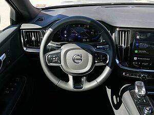Volvo  T6 AWD Recharge Plus Dark