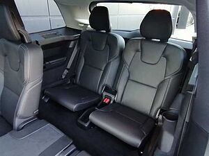 Volvo  T8 AWD Plus Dark 7-Sitzer