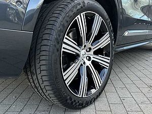 Volvo  B5 D AWD Inscription, Pano, 7-Sitzer uvm.
