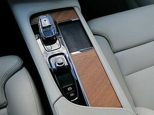 Volvo  T8 Twin Engine AWD Plus Bright 7-Sitzer