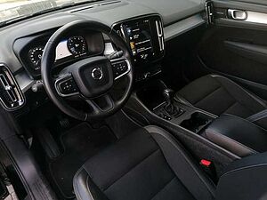 Volvo  T3 2WD Momentum Manuell