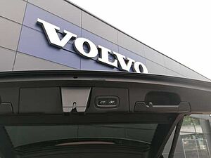Volvo  B4 D 2WD Plus Dark, AHK, BLIS uvm.