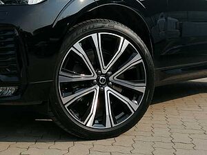 Volvo  B5 D AWD R-Design, Pano. , AHK uvm.
