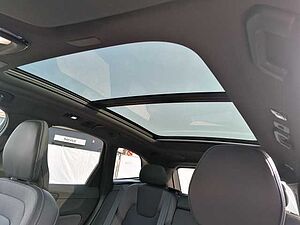 Volvo  B5 D AWD R-Design, Pano. , AHK uvm.