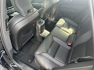 Volvo  T8 AWD Twin Engine Plus Black Edition