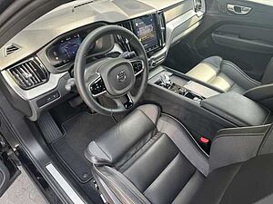 Volvo  T8 AWD Twin Engine Plus Black Edition