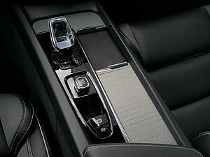 Volvo  T6 Twin Engine AWD Plus Black Edition