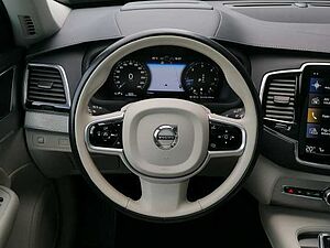 Volvo  B5 D AWD Inscription 7-Sitzer